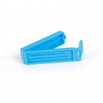 Clip for giant balloons
